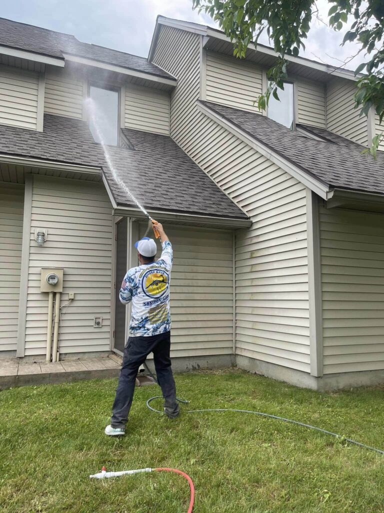 roof cleaning service Naples NY